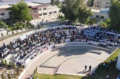 دعما للشعبين الفلسطيني و اللبنـ.ـاني .. الجامعات العراقية تنظم وقفات مناهضة للعدوان الصـ.ـهـ.ـيونـ.ـي  نظمت الجامعات العراقية وقفات مناهضة للعـ.ـدوان الصـ.ـهـ.ـيونـ.ـي الذي يطال الشعبين الفلسـ.ـطيـ.ـني و اللبنـ.ـاني ويهـ.ـدد المنطقة وشعوبها الحرة.  ورفع منتسبو الجامعات أساتذة وتدريسين وموظفين وطلبة أعلام فلـ.ـسـ.ـطين ولبـ.ـنـ.ـان تعبيرا عن الدعم والمؤازرة والإسناد من العراق ومؤسساته الى قوى البطولة والتضحية التي تواجه الظلم والاستكبار الصـ.ـهـ.ـيونـ.ـي.  جدير بالذكر أن وزير التعليم العالي والبحث العلمي الدك